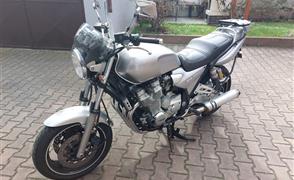 Yamaha XJR 1300